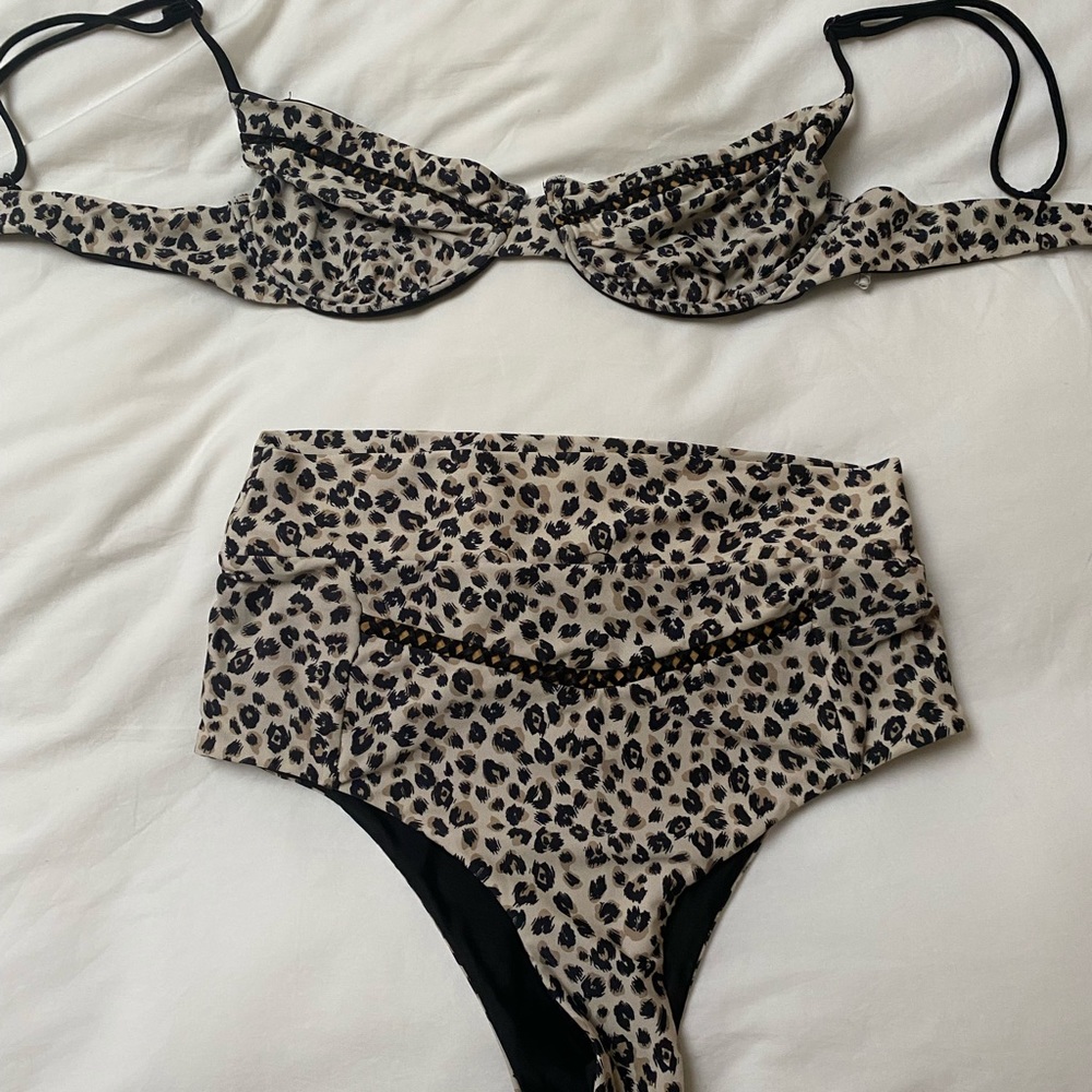 Rusty leopard hi-rise bikini